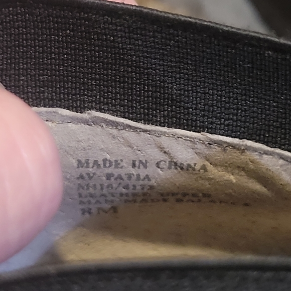 Adrienne Vittadini Womens Booties, Style Av-Patia, Color Black, Size 8. Pre-owne - Picture 7 of 9